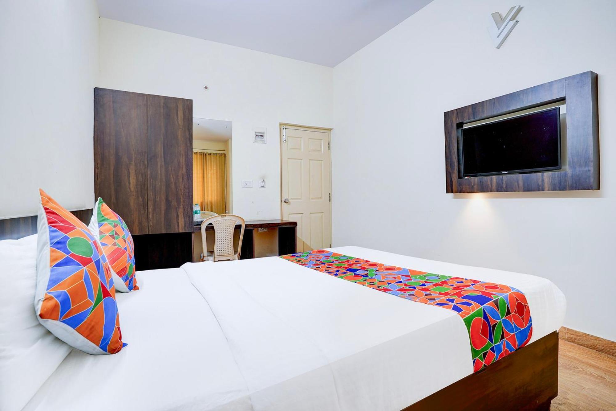 Fabhotel Grk Comforts - Jayanagar Бангалор Экстерьер фото