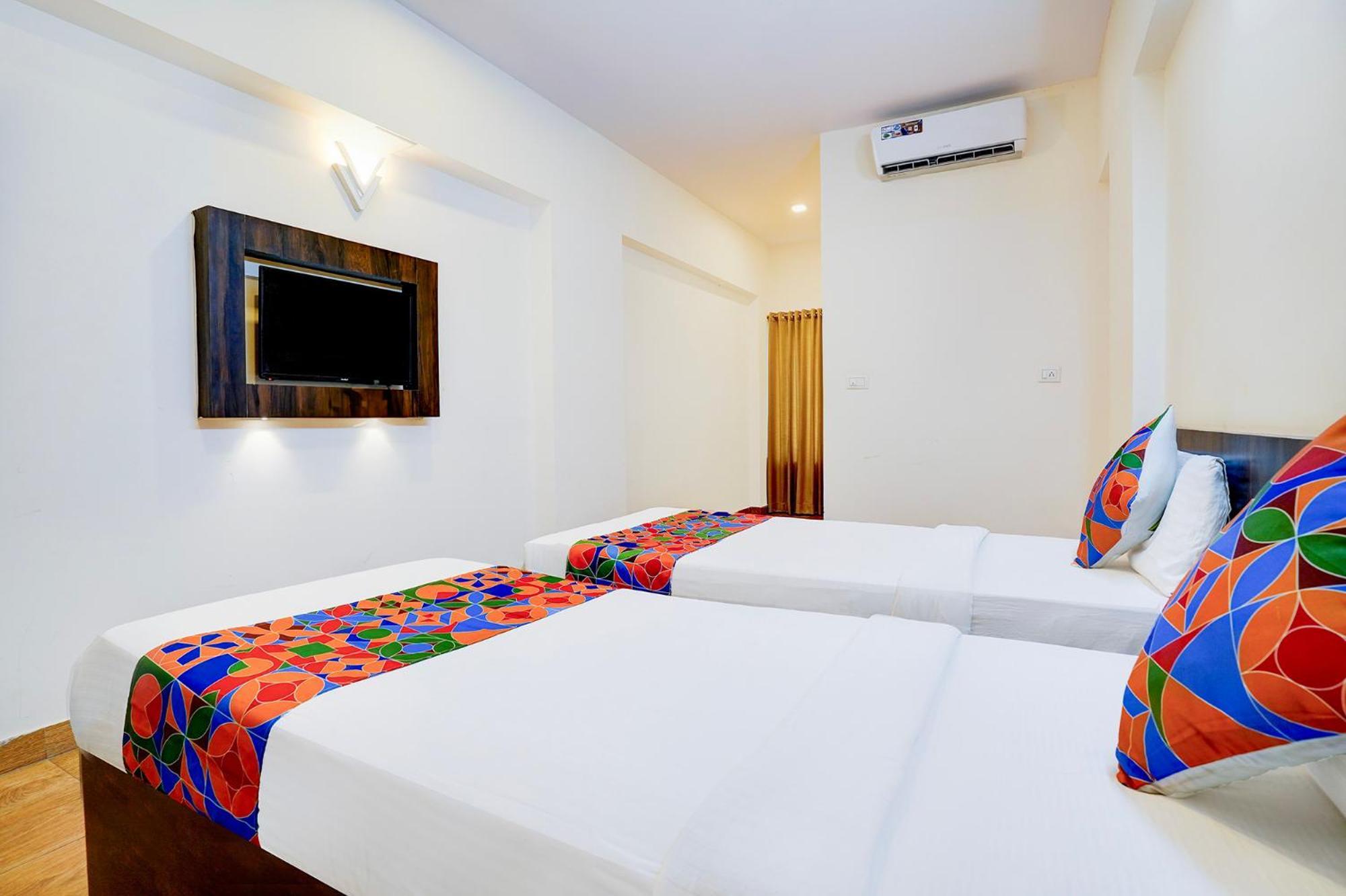 Fabhotel Grk Comforts - Jayanagar Бангалор Экстерьер фото