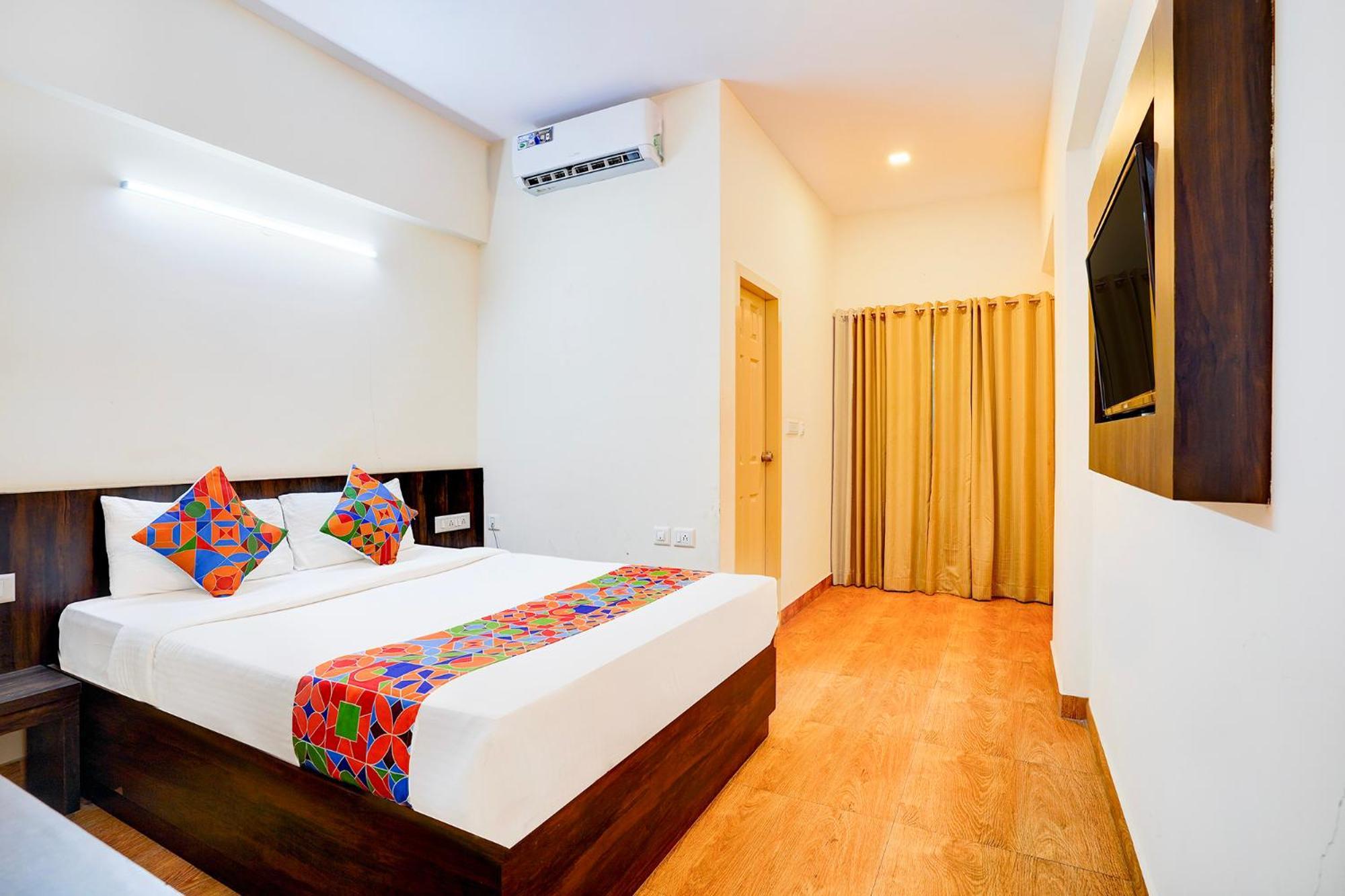 Fabhotel Grk Comforts - Jayanagar Бангалор Экстерьер фото